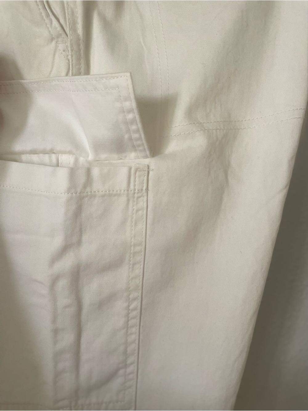 H&M White Cargo Pants with Utility Pockets - Picture 5 of 7